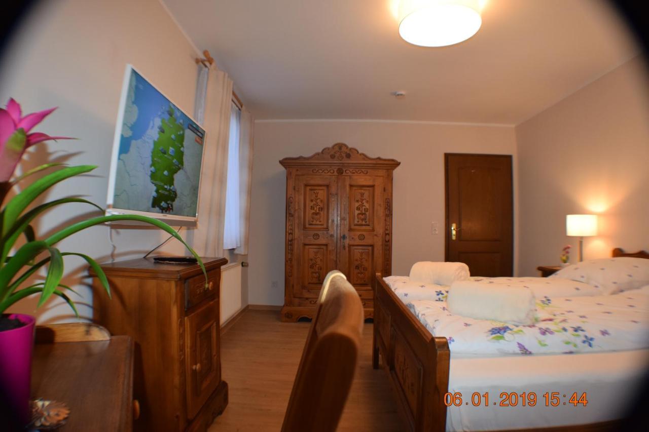 Hotel Buergergesellschaft Betzdorf Esterno foto