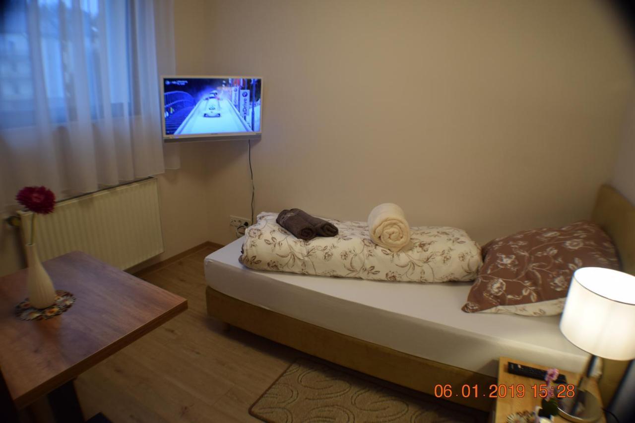 Hotel Buergergesellschaft Betzdorf Esterno foto