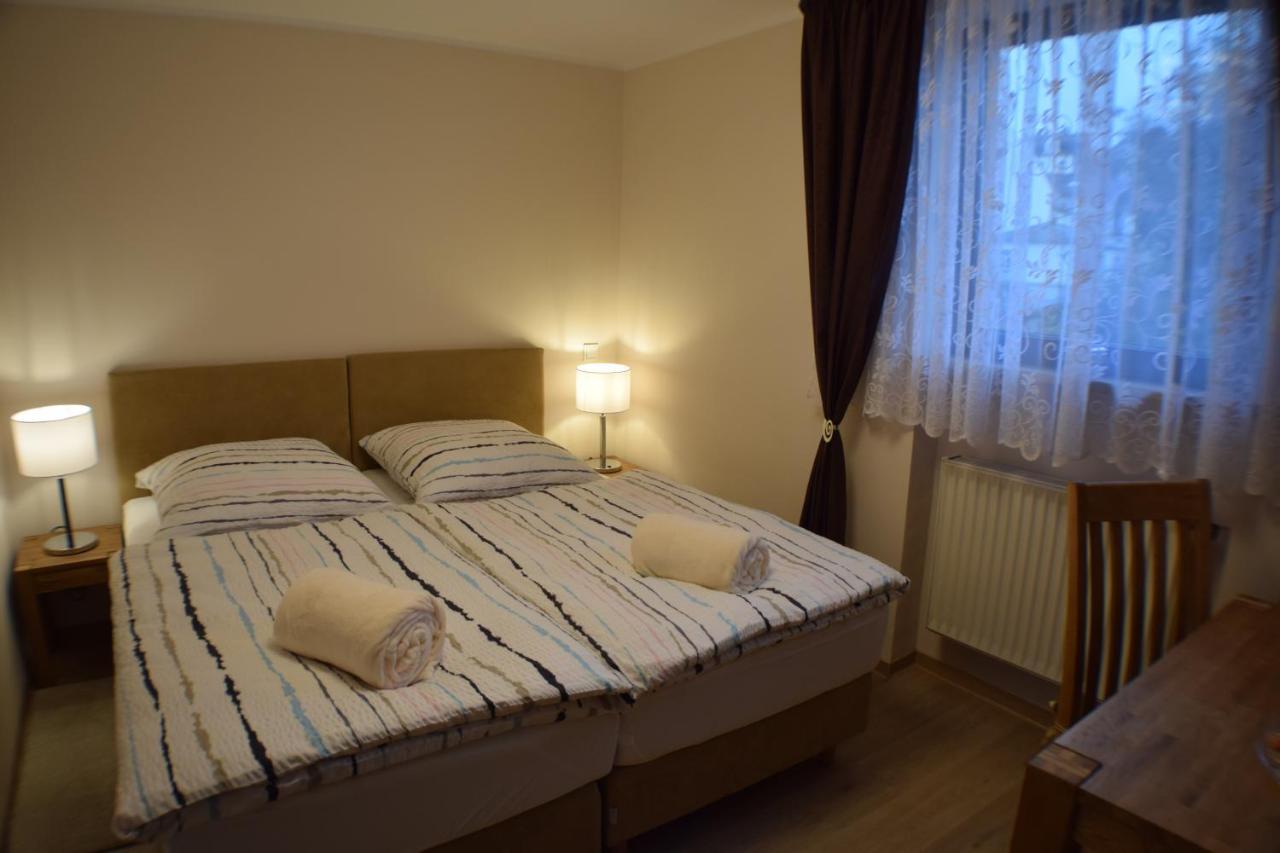 Hotel Buergergesellschaft Betzdorf Esterno foto