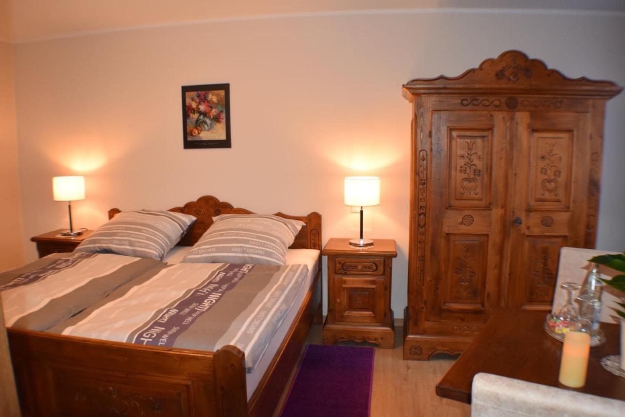 Hotel Buergergesellschaft Betzdorf Esterno foto